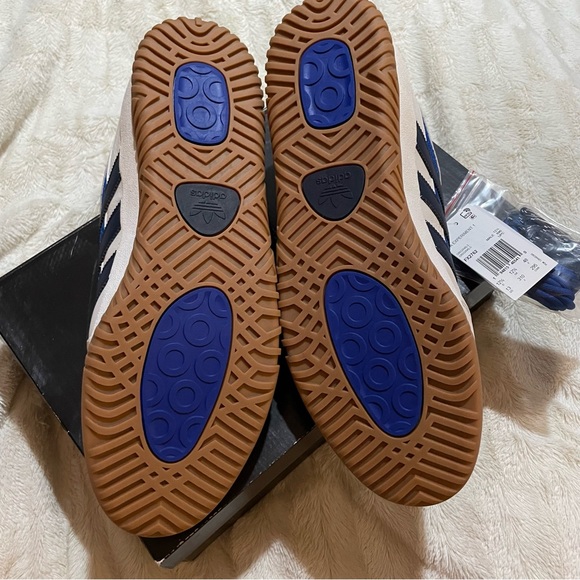 Adidas FA experiment 1 - Picture 4 of 9